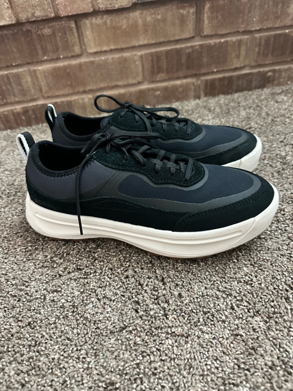Sorel Ona 503 Low Platform Sneaker Black Grey 9.5 ~ Streetwear Sporty Chic
L